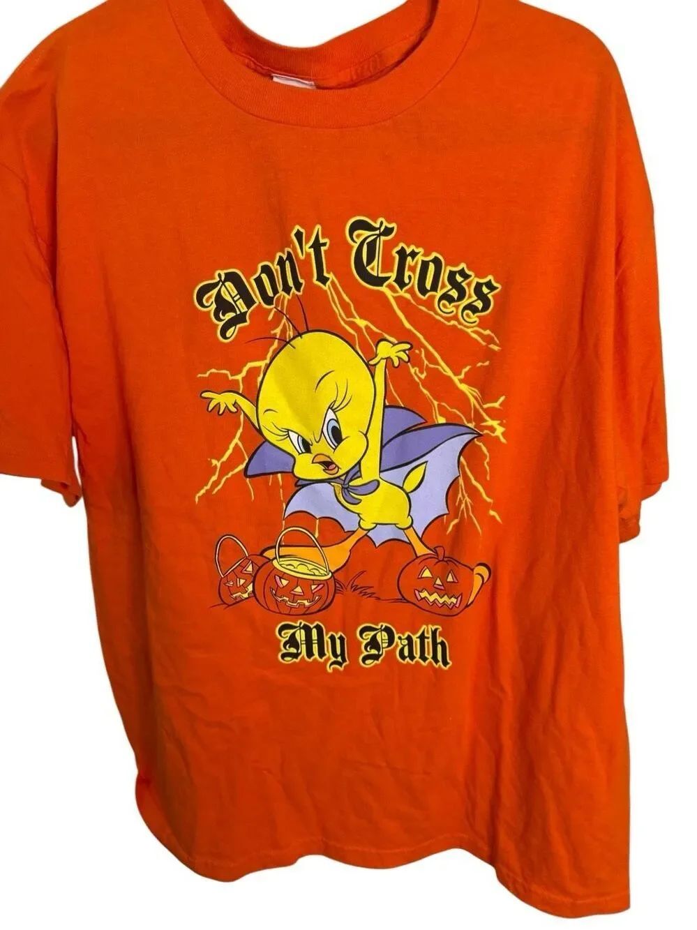 Vintage 90s Looney Tunes Tweety Bird Halloween Crewneck T Shirt